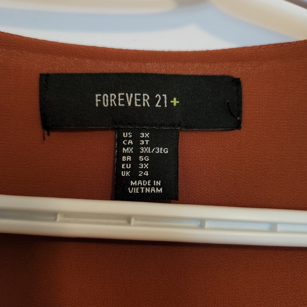 Forever 21 blouse - Picture 2 of 2